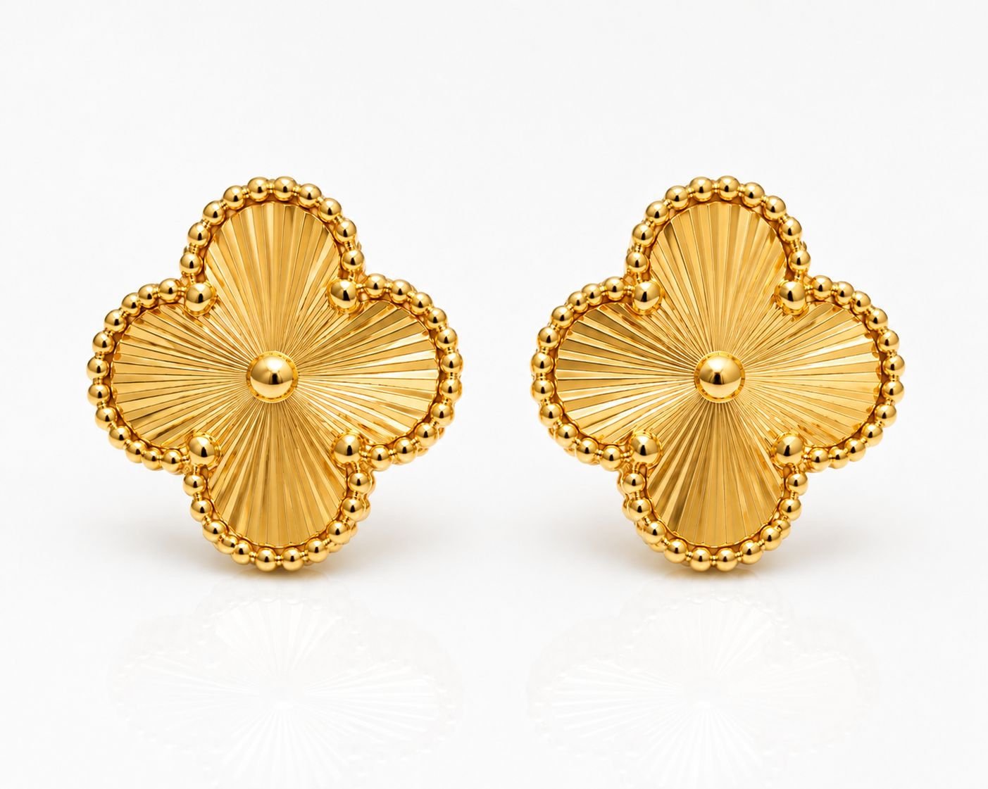 Boucles d’oreilles d’or 18k, trèfles 15mm (grand), 2.69g image 0