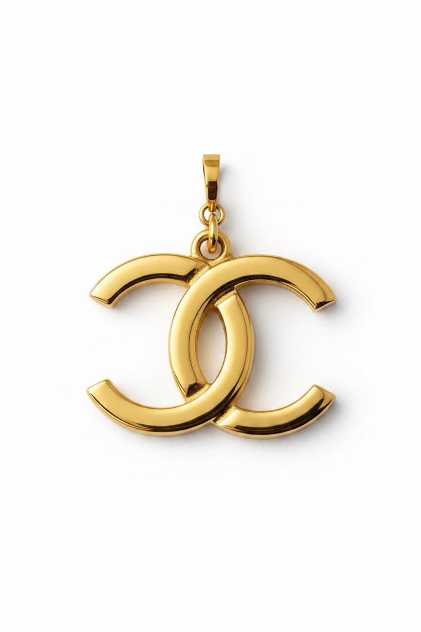 18k gold CC inspired pendant, 1.55g